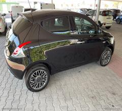 Auto - Lancia ypsilon 1.0 firefly 5p.s&s hybrid gold plus
