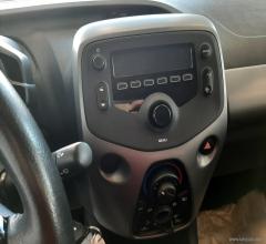 Auto - Toyota aygo connect 1.0 vvt-i 72 cv 5p. x-cool