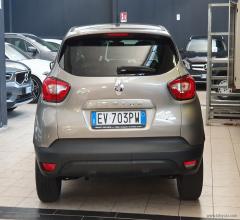 Auto - Renault captur 1.5 dci 8v 90 cv s&s