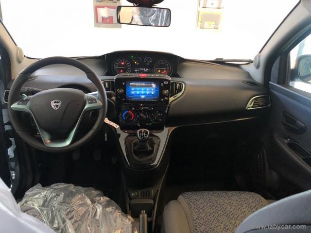 Auto - Lancia ypsilon 1.0 firefly 5p.s&s hybryd gold