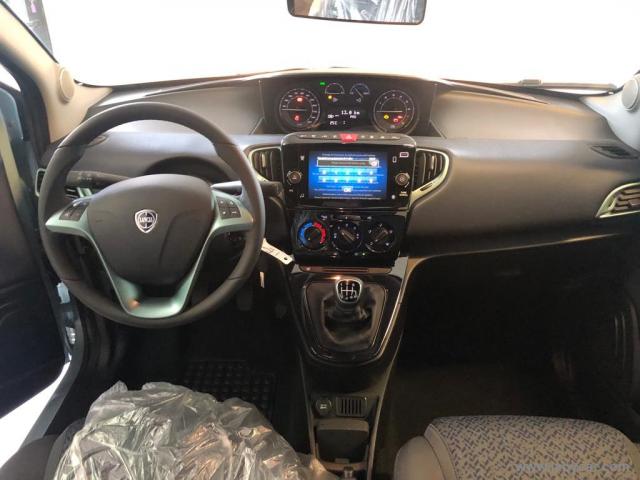 Auto - Lancia ypsilon 1.0 firefly 5p.s&s hybryd gold
