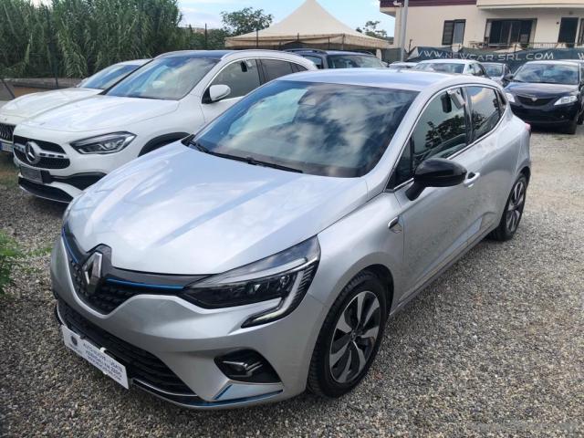 Auto - Renault clio hybrid e-tech 140 cv 5p. e-tech