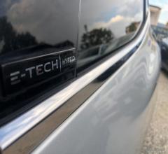 Auto - Renault clio hybrid e-tech 140 cv 5p. e-tech