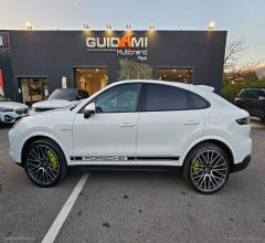 Auto - Porsche cayenne coupÃ© 3.0 v6 e-hybrid