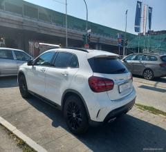Auto - Mercedes-benz gla 200 d automatic 4matic business