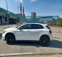 Auto - Mercedes-benz gla 200 d automatic 4matic business