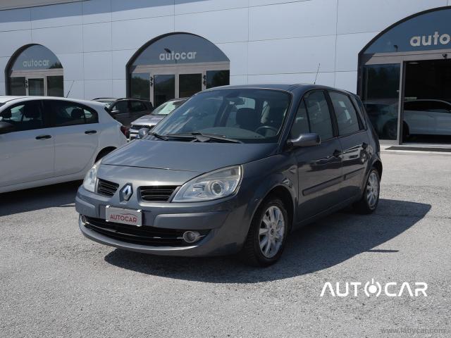 Auto - Renault scÃ©nic 1.5 dci 105 cv dynamique