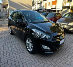 Auto - Hyundai i30 wagon 1.6 crdi comfort