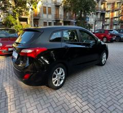 Auto - Hyundai i30 wagon 1.6 crdi comfort