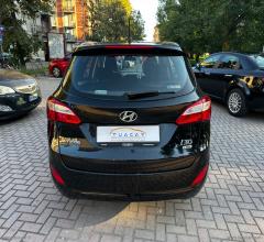 Auto - Hyundai i30 wagon 1.6 crdi comfort