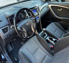 Auto - Hyundai i30 wagon 1.6 crdi comfort