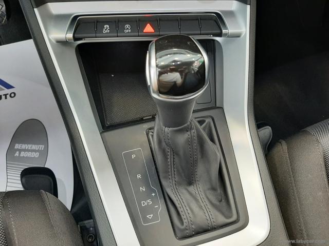 Auto - Audi q3 35 tdi s tronic business