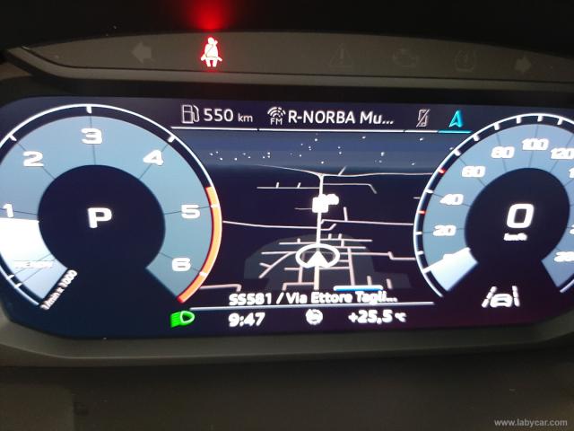 Auto - Audi q3 35 tdi s tronic business