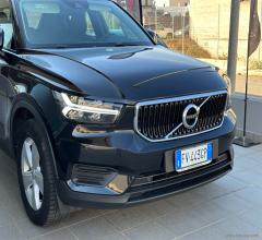 Auto - Volvo xc40 d3 awd geartronic momentum