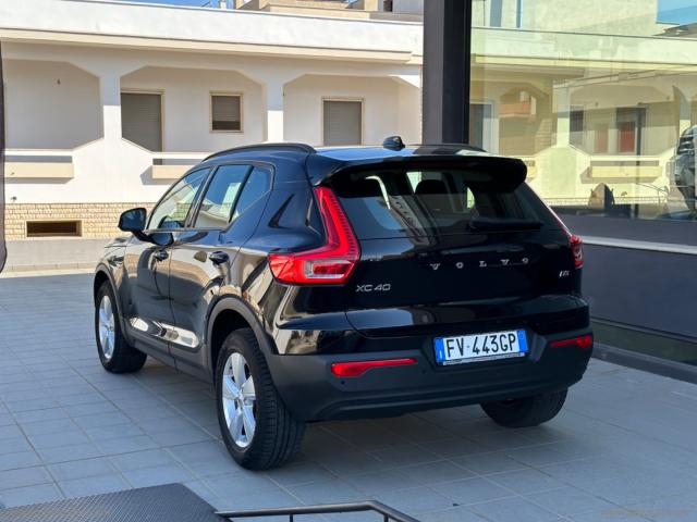 Auto - Volvo xc40 d3 awd geartronic momentum