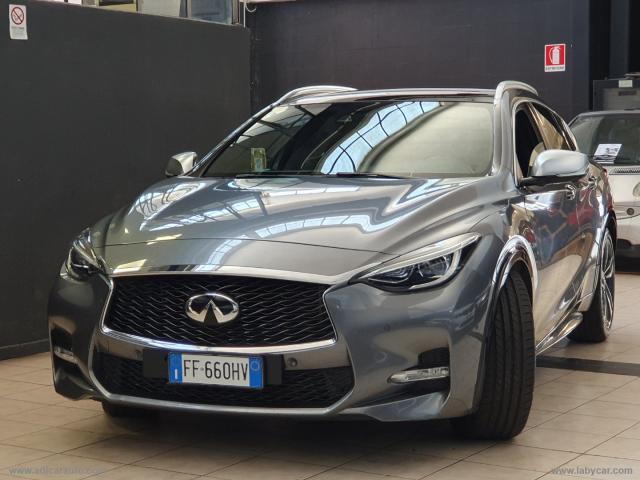 Auto - Infiniti q30 2.2d dct awd