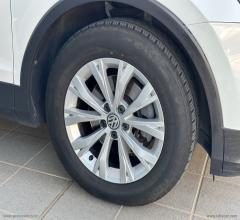 Auto - Volkswagen tiguan 1.6 tdi business bmt