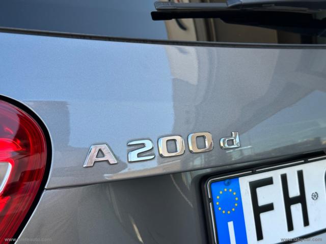 Auto - Mercedes-benz a 200 d premium amg