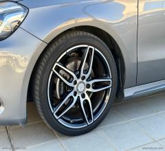 Auto - Mercedes-benz a 200 d premium amg