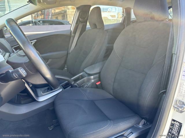 Auto - Volvo v40 d2 business
