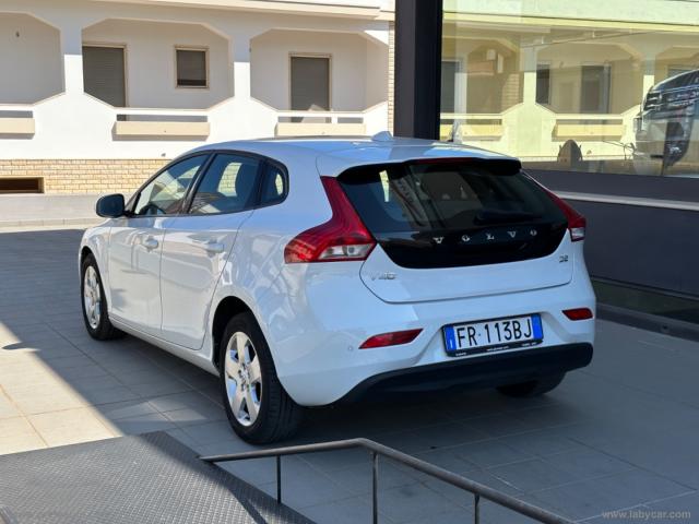 Auto - Volvo v40 d2 business