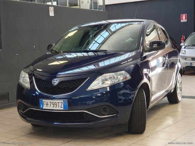 Auto - Lancia ypsilon 1.2 69 cv 5p.