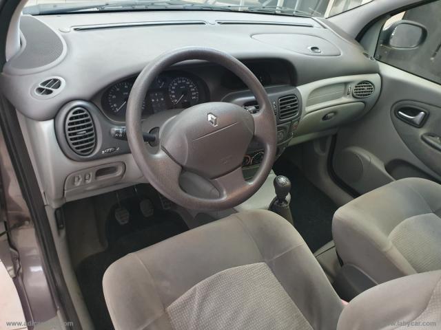 Auto - Renault scÃ©nic  1.6 16v