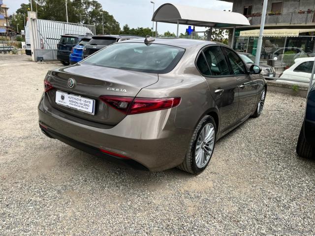 Auto - Alfa romeo giulia 2.2 td 150 cv at8