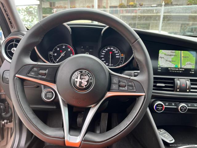 Auto - Alfa romeo giulia 2.2 td 150 cv at8