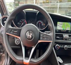 Auto - Alfa romeo giulia 2.2 td 150 cv at8