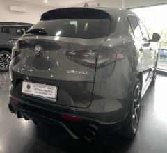 Auto - Alfa romeo stelvio 2.2 t.diesel 210cv at8 q4 veloce