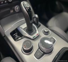 Auto - Alfa romeo stelvio 2.2 t.diesel 210cv at8 q4 veloce