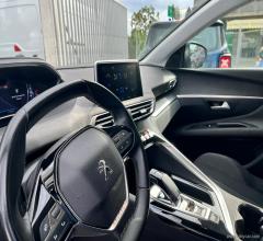 Auto - Peugeot 3008 bluehdi 130 s&s business