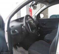 Auto - Lancia ypsilon 1.0 firefly 5p.s&s hyb. eco gold