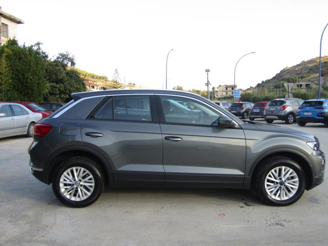 Auto - Volkswagen t-roc 1.6 tdi scr advanced bluemot.tech.