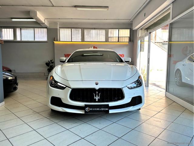 Auto - Maserati ghibli v6 diesel 275 cv