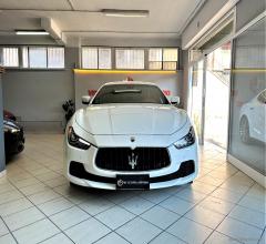 Auto - Maserati ghibli v6 diesel 275 cv