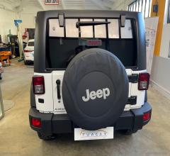 Auto - Jeep wrangler 2.8 crd rubicon auto