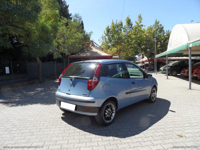 Auto - Fiat punto classic 1.3 mjt 16v 3p. dynamic