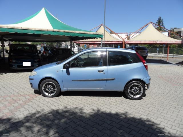 Auto - Fiat punto classic 1.3 mjt 16v 3p. dynamic