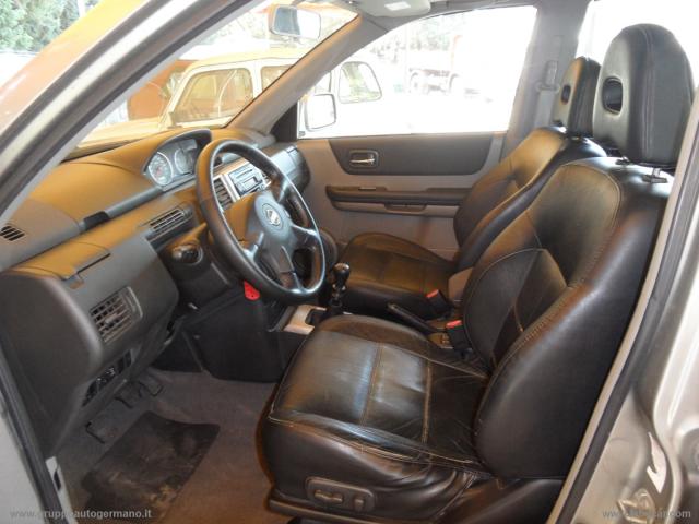 Auto - Nissan x-trail 2.2 dci elegance