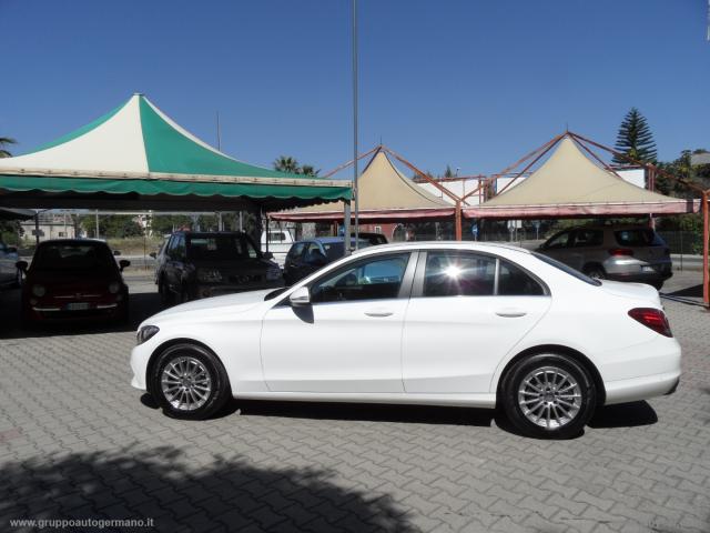 Auto - Mercedes-benz c 200 bluetec premium