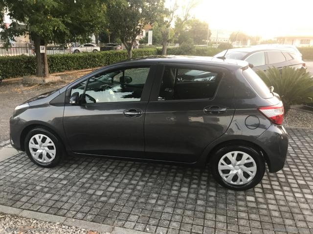 Auto - Toyota yaris 1.0 5p. ultimate