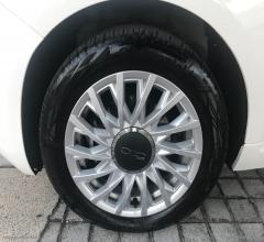 Auto - Fiat 500 1.0 hybrid dolcevita