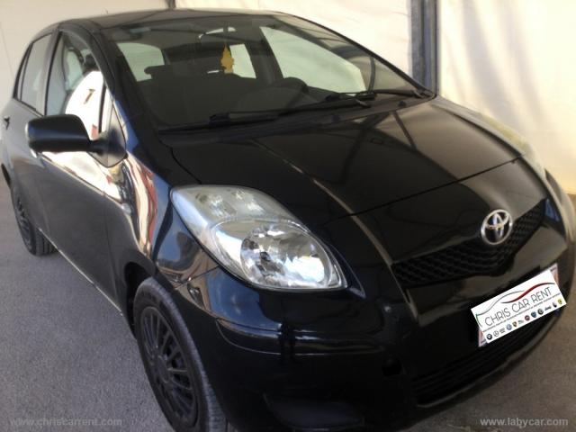 Auto - Toyota yaris 1.0 5p.
