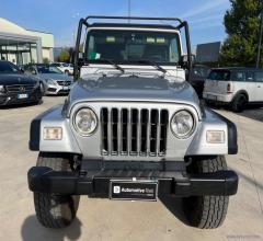 Auto - Jeep wrangler 2.4 sport