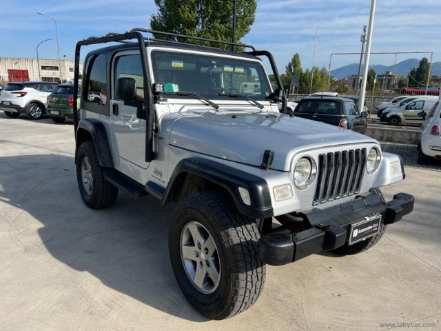 Auto - Jeep wrangler 2.4 sport