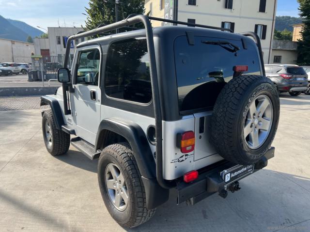 Auto - Jeep wrangler 2.4 sport