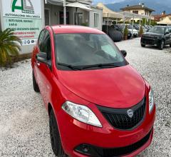 Auto - Lancia ypsilon my23 1.0 firefly 5ps&s hybrid silver