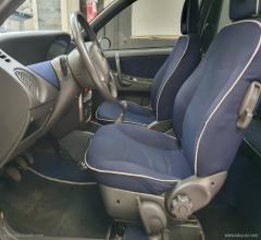 Auto - Lancia y 1.2 ls
